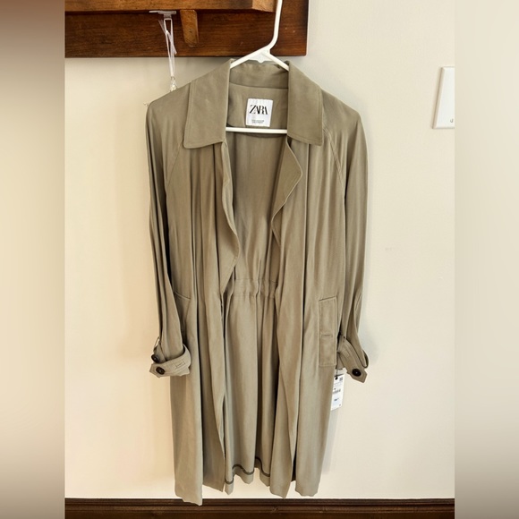 Zara NWT Trench Coat - Picture 1 of 11